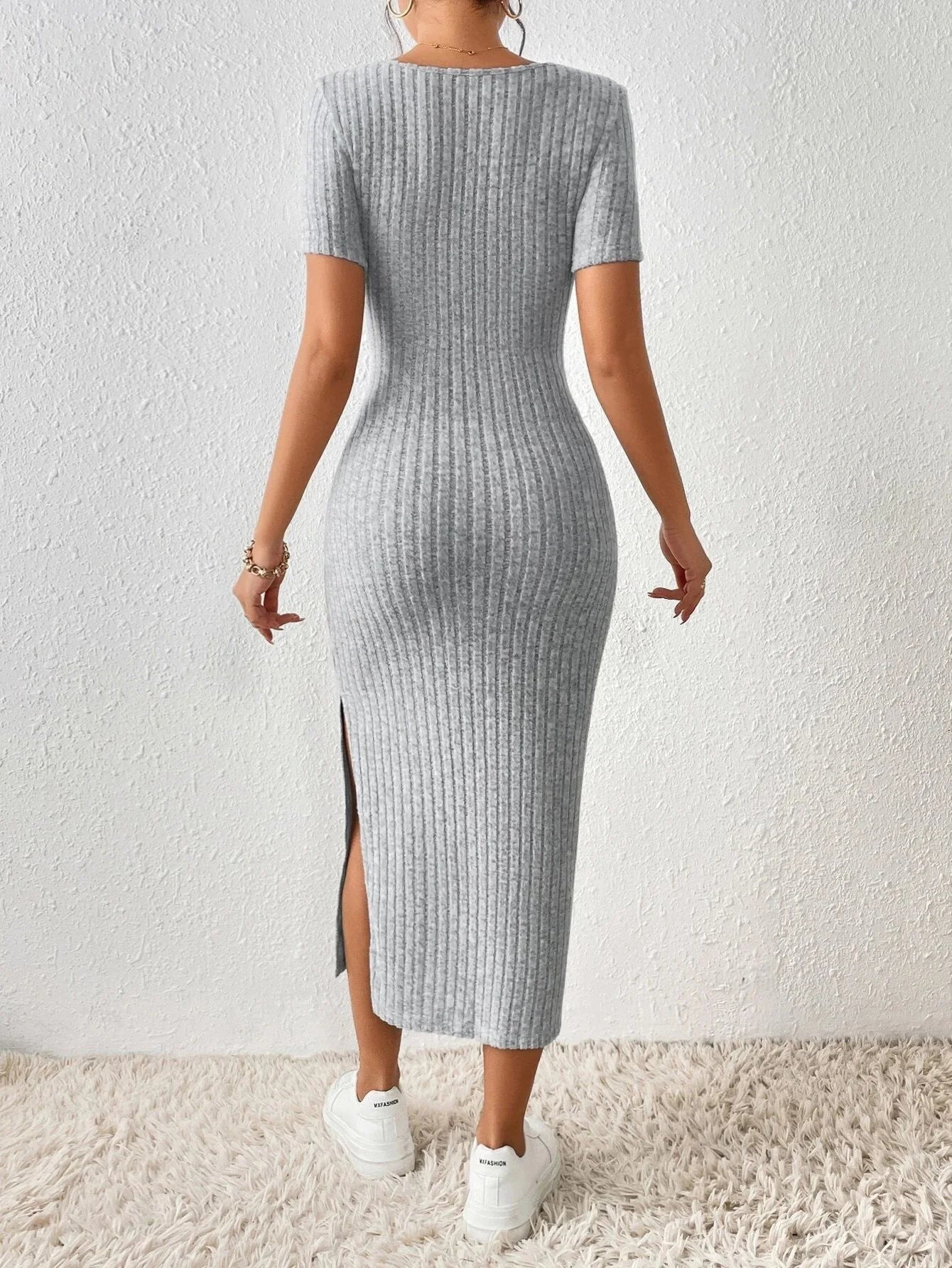 Chloe - Casual Short Sleeve Dress